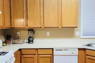 6904 Silver Bend Pl, Austell, GA 30168 - Photo 6