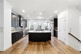 7809 Laurel Crest Dr, Suwanee, GA 30024 - Photo 4