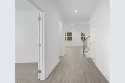 81 Bennett Farm Drive, Loganville, GA 30052 - Photo 2