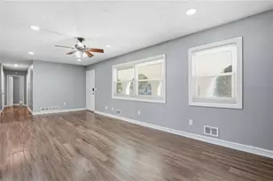 2419 Greenway Dr, Decatur, GA 30035 - Photo 6