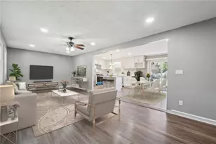 2419 Greenway Dr, Decatur, GA 30035 - Photo 4