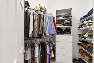 2075 River Falls Dr, Roswell, GA 30076 - Photo 28