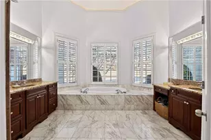 2075 River Falls Dr, Roswell, GA 30076 - Photo 30