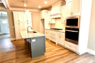 279 Adventure Trl, Jefferson, GA 30549 - Photo 12