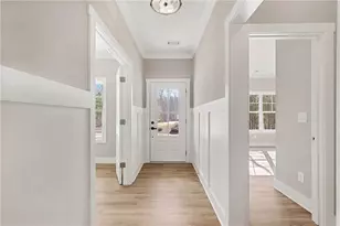 5563 Wheeler Plantation Dr, Murrayville, GA 30564 - Photo 6