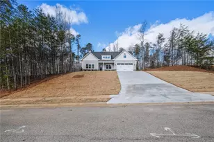 5563 Wheeler Plantation Dr, Murrayville, GA 30564 - Photo 2
