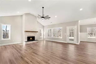 5563 Wheeler Plantation Dr, Murrayville, GA 30564 - Photo 8