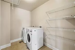 10012 Parc Sky Cir, Alpharetta, GA 30022 - Photo 16