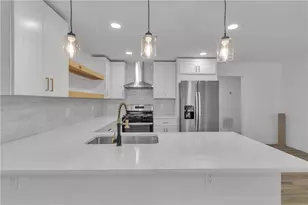 372 Amal Dr SW, Atlanta, GA 30315 - Photo 2