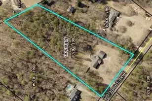 208 Lakeshore Dr, Jefferson, GA 30549 - Photo 2