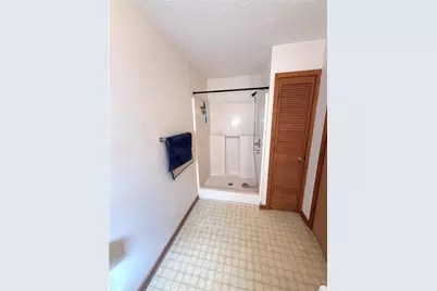 208 Lakeshore Drive, Jefferson, GA 30549 - Photo 14