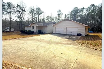 208 Lakeshore Drive, Jefferson, GA 30549 - Photo 10