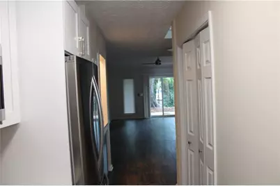 211 Goshen Lane #211, Woodstock, GA 30188 - Photo 6