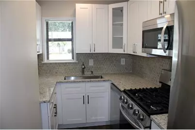 211 Goshen Lane #211, Woodstock, GA 30188 - Photo 4