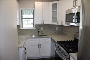 211 Goshen Ln, Woodstock, GA 30188 - Photo 4