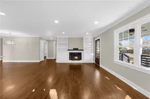 932 Sharon Cir SE, Smyrna, GA 30080 - Photo 8