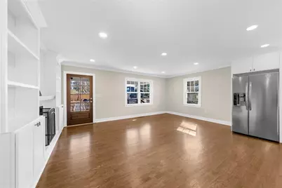 932 Sharon Circle SE, Smyrna, GA 30080 - Photo 10