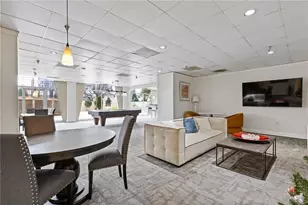 2479 Peachtree Rd NE, Atlanta, GA 30305 - Photo 20