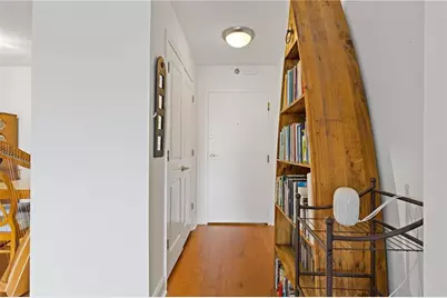2479 Peachtree Road NE #402, Atlanta, GA 30305 - Photo 4