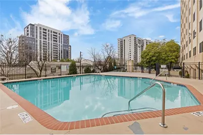 2479 Peachtree Road NE #402, Atlanta, GA 30305 - Photo 22