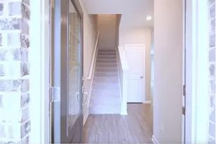 6148 Lanier Harbor Lndg, Buford, GA 30518 - Photo 2