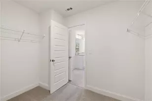 5605 Overview Dr, Flowery Branch, GA 30542 - Photo 18