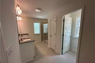 5651 Chickory Dr, Flowery Branch, GA 30542 - Photo 6