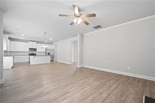 33 N Village Cir, Rydal, GA 30171 - Photo 8