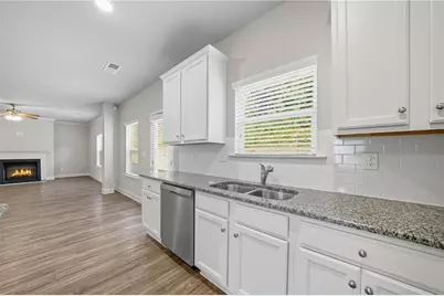 33 N Village Circle, Rydal, GA 30171 - Photo 4