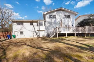 2001 Village North Rd, Atlanta, GA 30338 - Photo 32