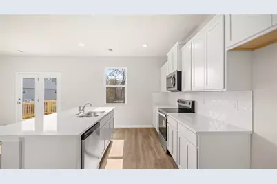 621 Lobelia Way, Locust Grove, GA 30248 - Photo 14