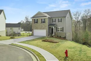 621 Lobelia Wy, Locust Grove, GA 30248 - Photo 2