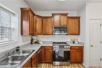 260 Wildcat Lake Drive, Lawrenceville, GA 30043 - Photo 10