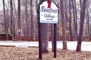 670 Lost Creek Cir, Stone Mountain, GA 30088 - Photo 18