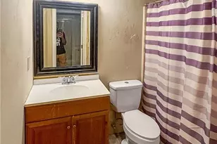 670 Lost Creek Cir, Stone Mountain, GA 30088 - Photo 10