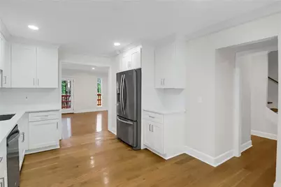 8 Huntington Place Drive, Atlanta, GA 30350 - Photo 4