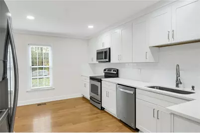 8 Huntington Place Drive, Atlanta, GA 30350 - Photo 8