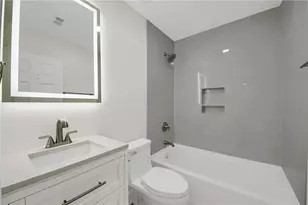 8 Huntington Pl Dr, Atlanta, GA 30350 - Photo 26