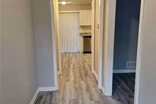 4321 Sebring Walk, Decatur, GA 30034 - Photo 4