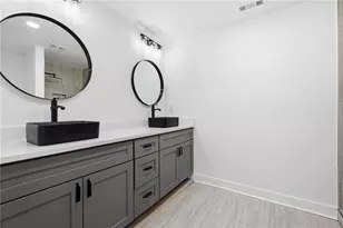 167 Rockmart Dr SW, Atlanta, GA 30314 - Photo 16