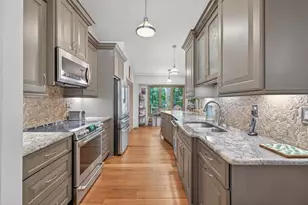 686 Hillwood Ct, Dacula, GA 30019 - Photo 8