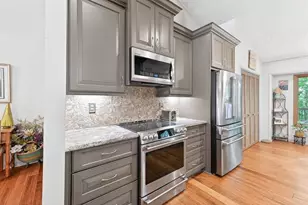 686 Hillwood Ct, Dacula, GA 30019 - Photo 10