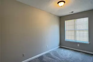 4044 Robin Cir, Atlanta, GA 30349 - Photo 2