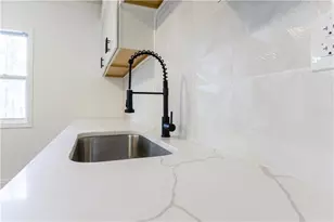 437 Collier Ridge Dr NW, Atlanta, GA 30318 - Photo 16