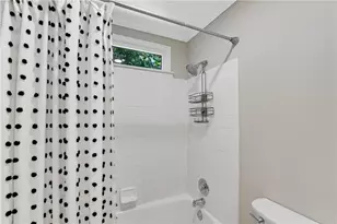 2550 Grassview Dr, Alpharetta, GA 30004 - Photo 24