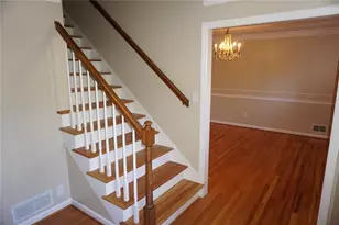 1140 Falstaff Dr, Roswell, GA 30076 - Photo 4