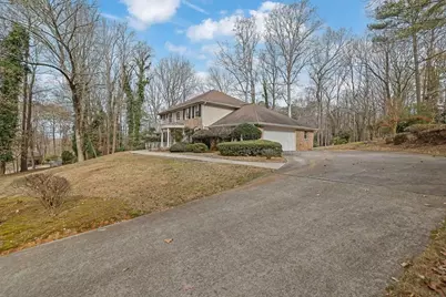180 Spalding Mill, Atlanta, GA 30350 - Photo 4