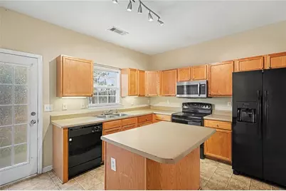 2161 Del Lago Circle NW, Kennesaw, GA 30152 - Photo 4