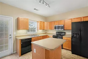 2161 Del Lago Circle NW, Kennesaw, GA 30152 - Photo 4