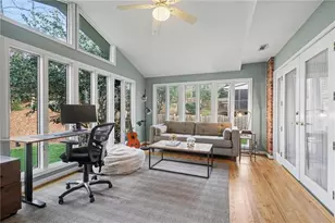 6690 Castleton Dr NW, Atlanta, GA 30328 - Photo 16